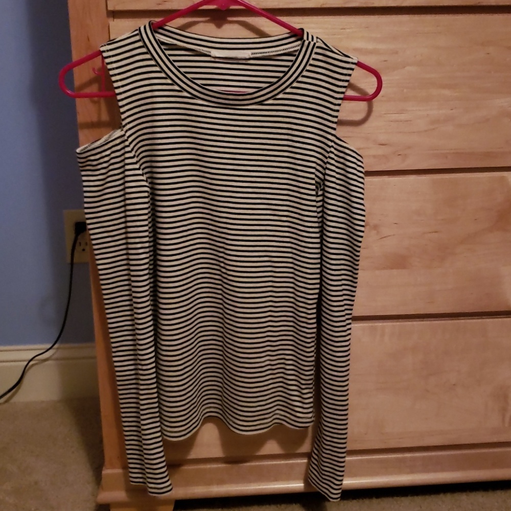 Size S Lush cold shoulder striped top